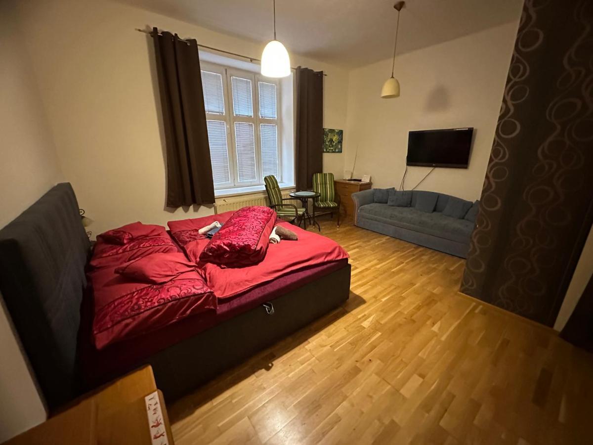 Sonja Holiday Home Ostrava Kültér fotó
